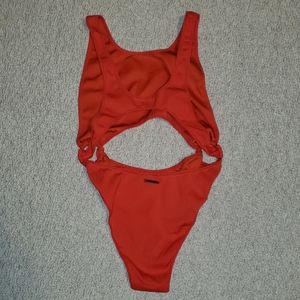 Kendall & Kylie Swim - KENDALL & KYLIE bathing suit Kendall & Kylie Swim - KENDALL & KYLIE bathing suit